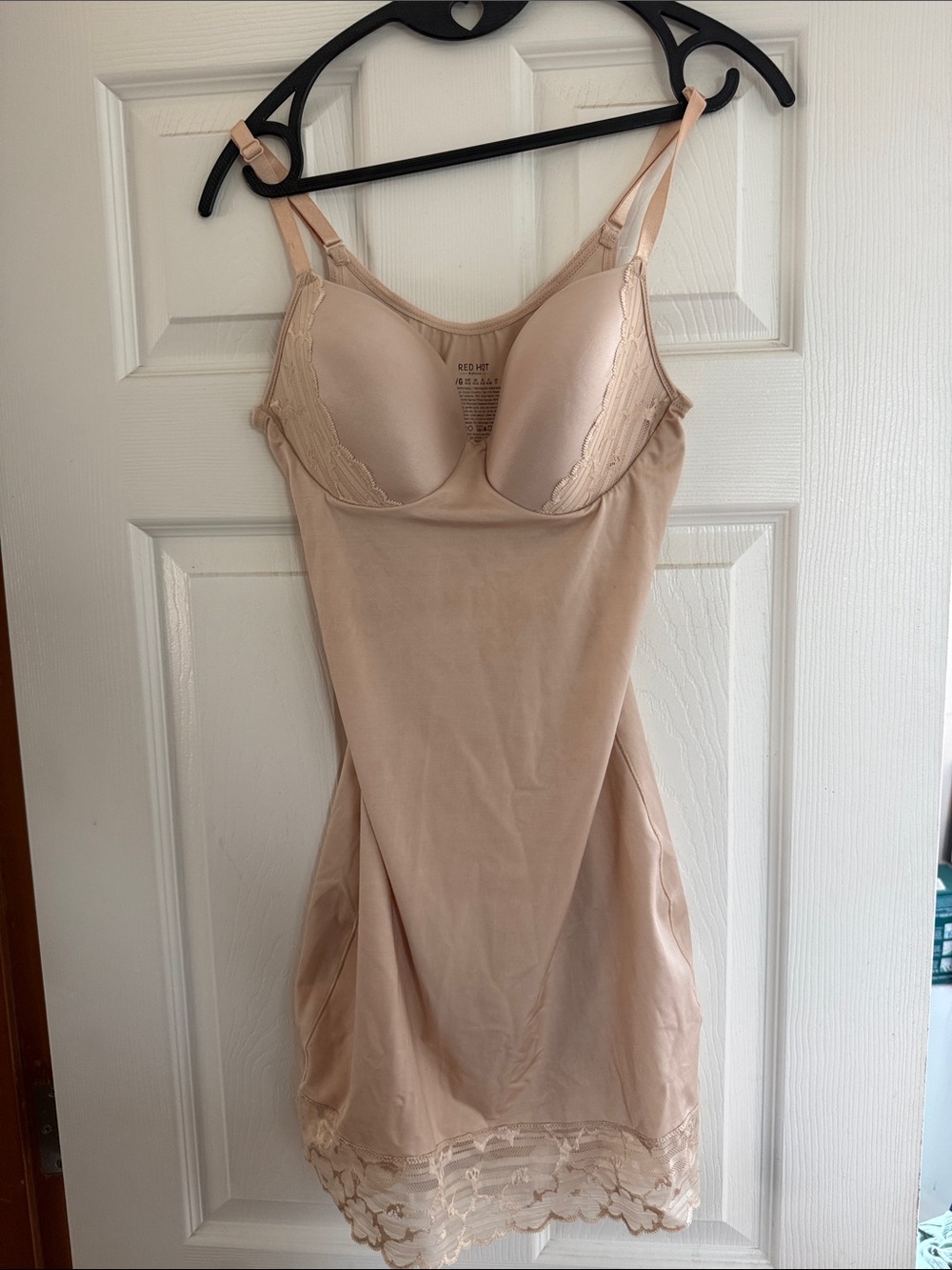 Spanx Red Hot Lace Cupped Full Slip – Black – Worn Once